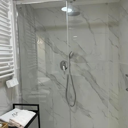 Viktoria Fortunata * 那不勒斯