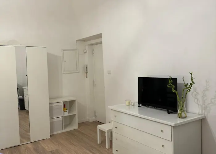 Viktoria Fortunata * 那不勒斯