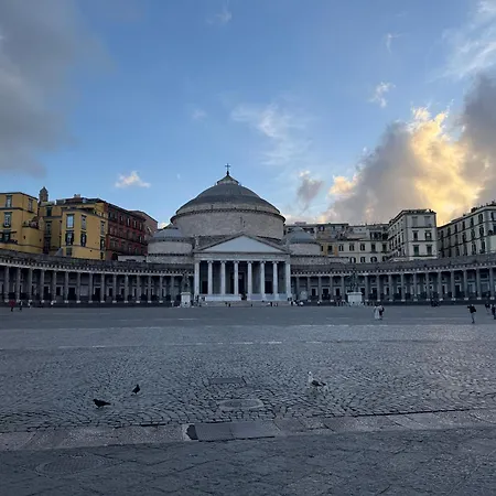 Viktoria Fortunata * Naples